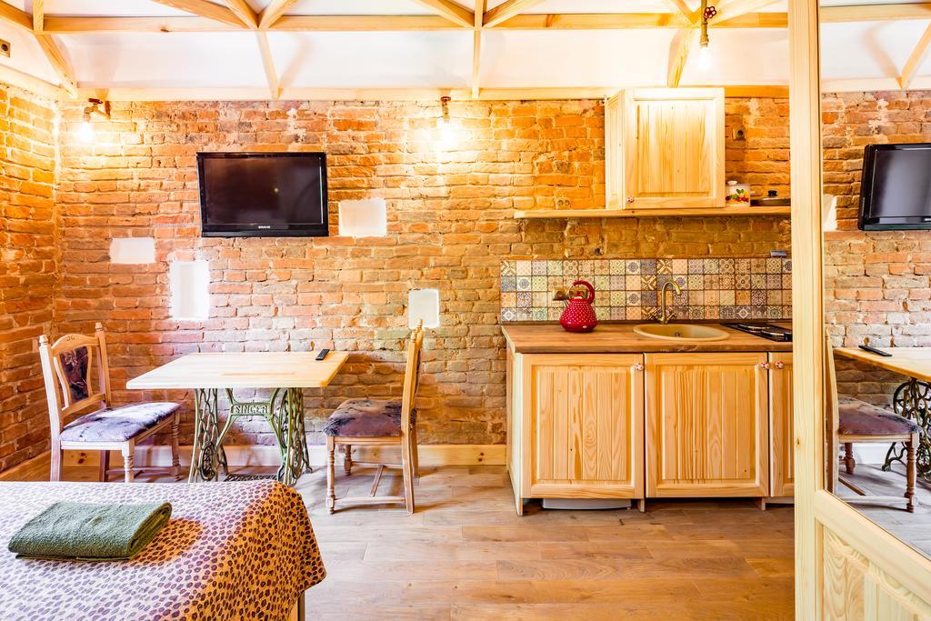 Nice Apartment Near Rynok Square Є Кондиціонер Світла Не Вимикали Lviv Eksteriør bilde