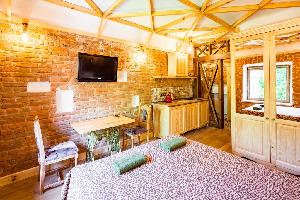 Nice Apartment Near Rynok Square Є Кондиціонер Світла Не Вимикали Lviv Eksteriør bilde