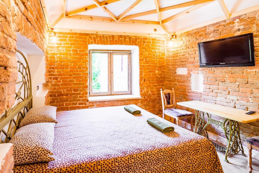 Nice Apartment Near Rynok Square Є Кондиціонер Світла Не Вимикали Lviv Eksteriør bilde