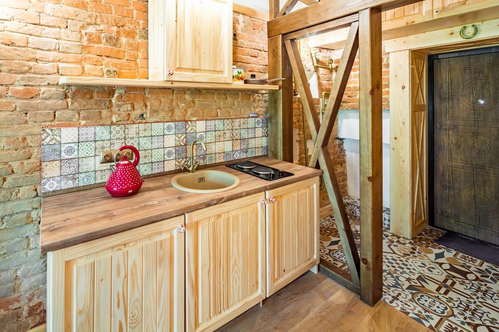 Nice Apartment Near Rynok Square Є Кондиціонер Світла Не Вимикали Lviv Eksteriør bilde
